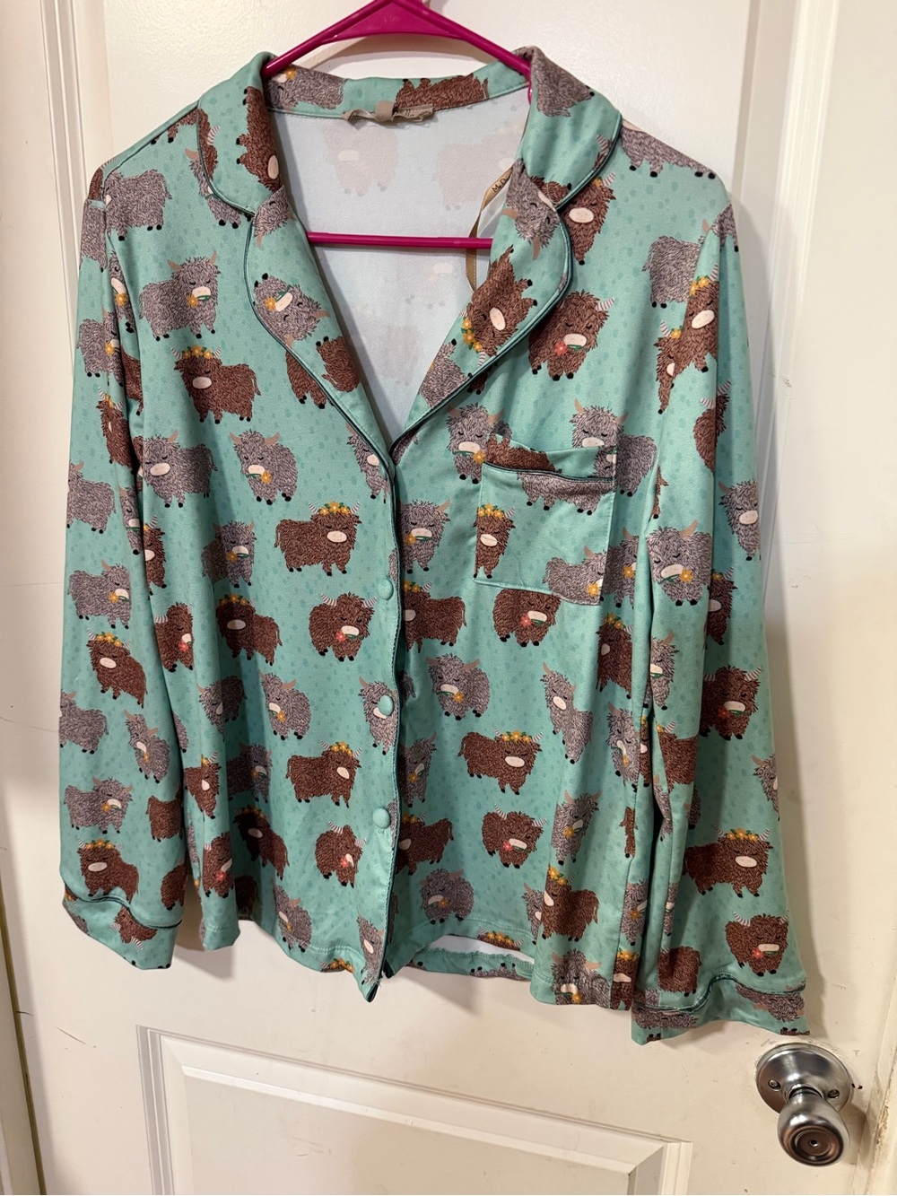 Women’s Mint Green Highland Cow-Print Pajama Top